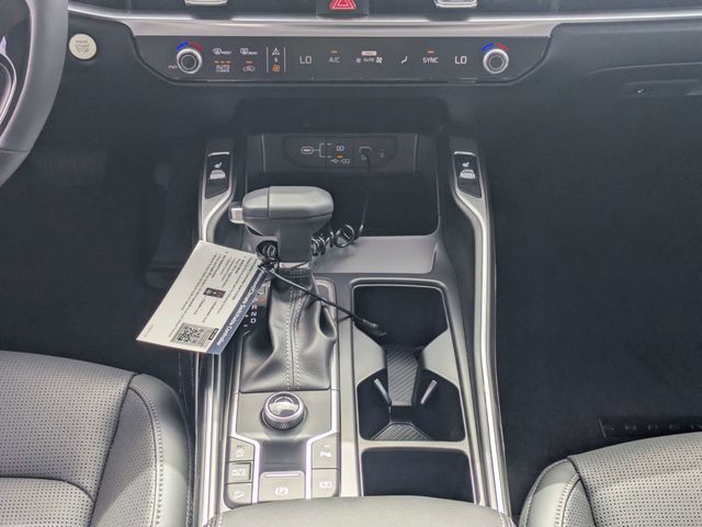 New 2026 White Kia S image 18