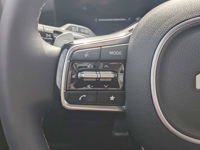 New 2026 White Kia S image 24