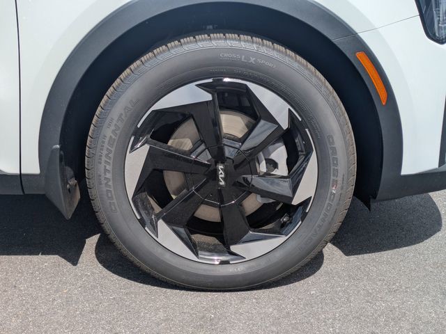 New 2026 White Kia EX image 11