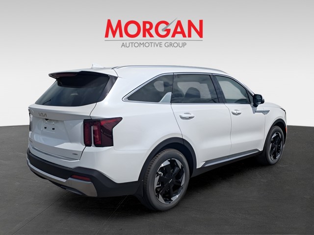 New 2026 White Kia EX image 3