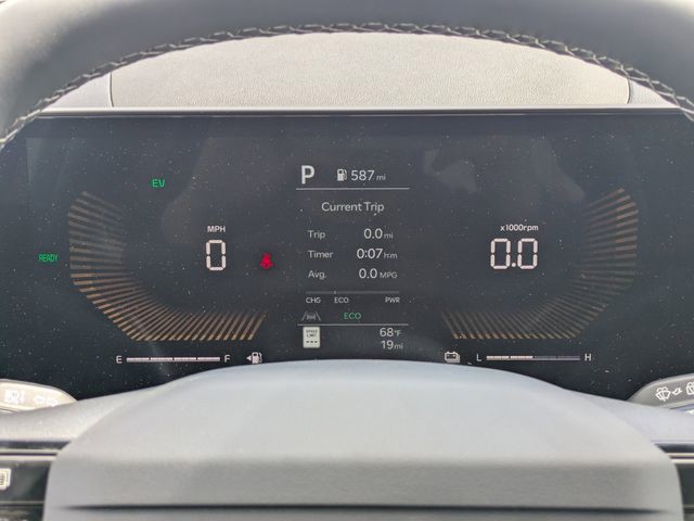 New 2026 White Kia EX image 32