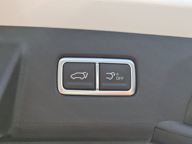 New 2026 White Kia EX image 13