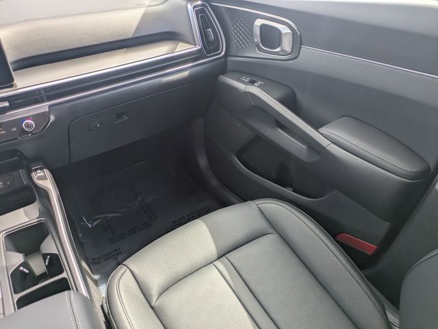 New 2026 White Kia EX image 18