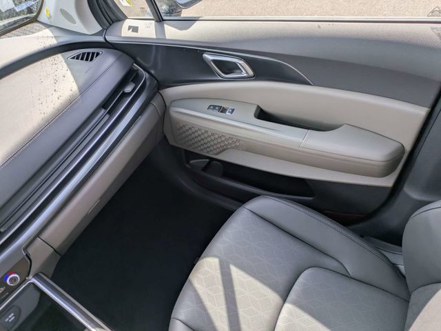 New 2026  Kia LXS image 16