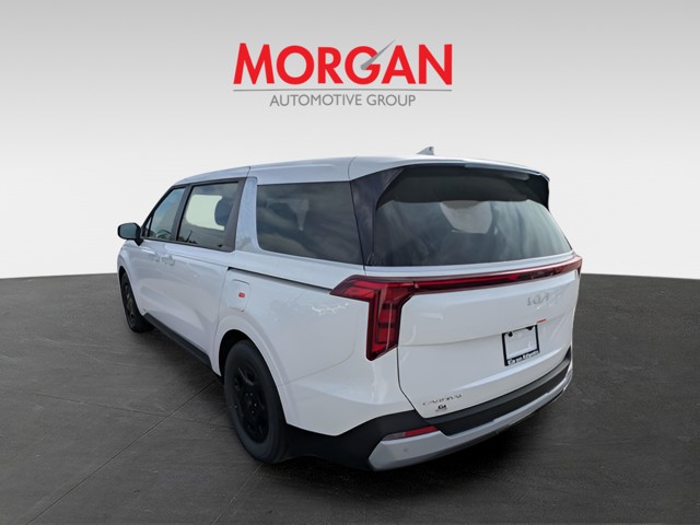 New 2026 White Kia LXS image 5