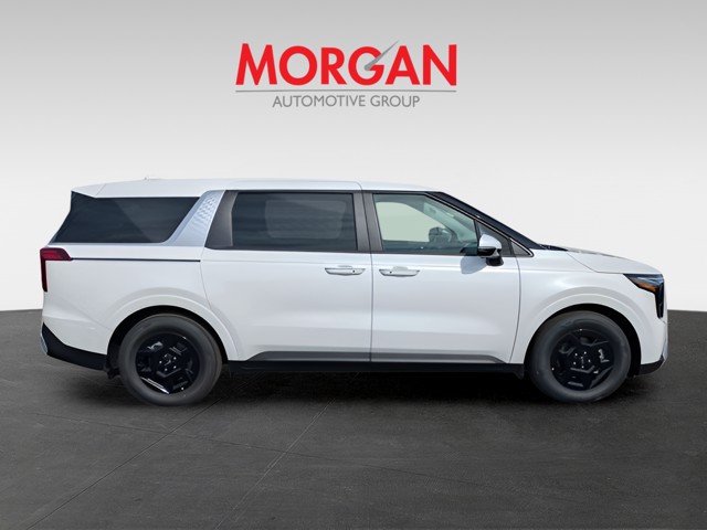 New 2026 White Kia LXS image 2
