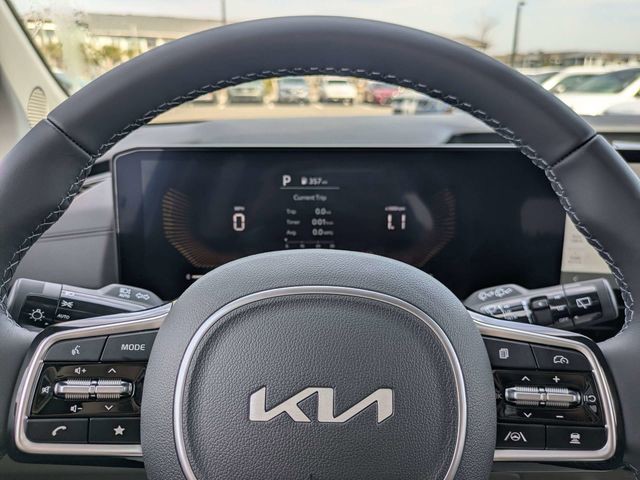 New 2026 White Kia LXS image 30