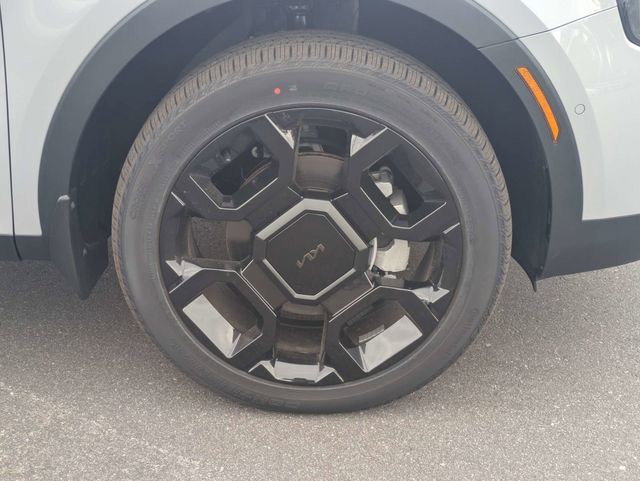 New 2026 Gray Kia S image 11