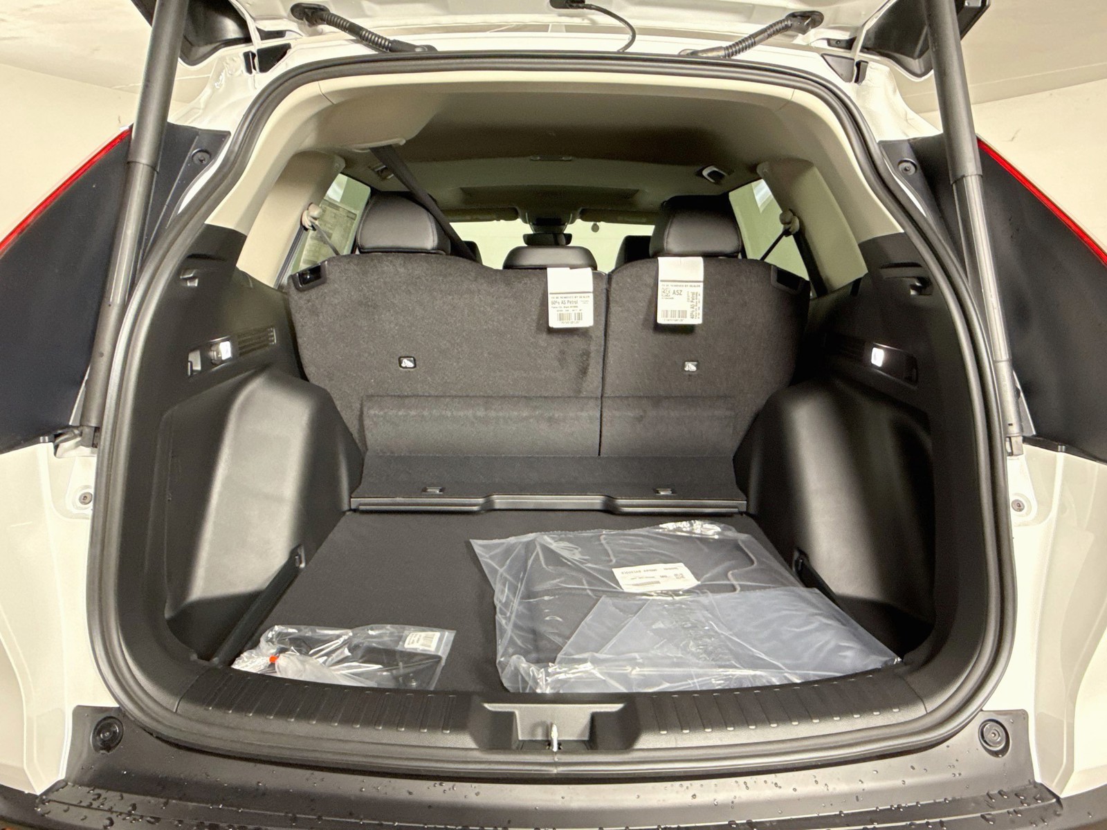New 2026 Platinum White Pearl Honda EX-L image 30
