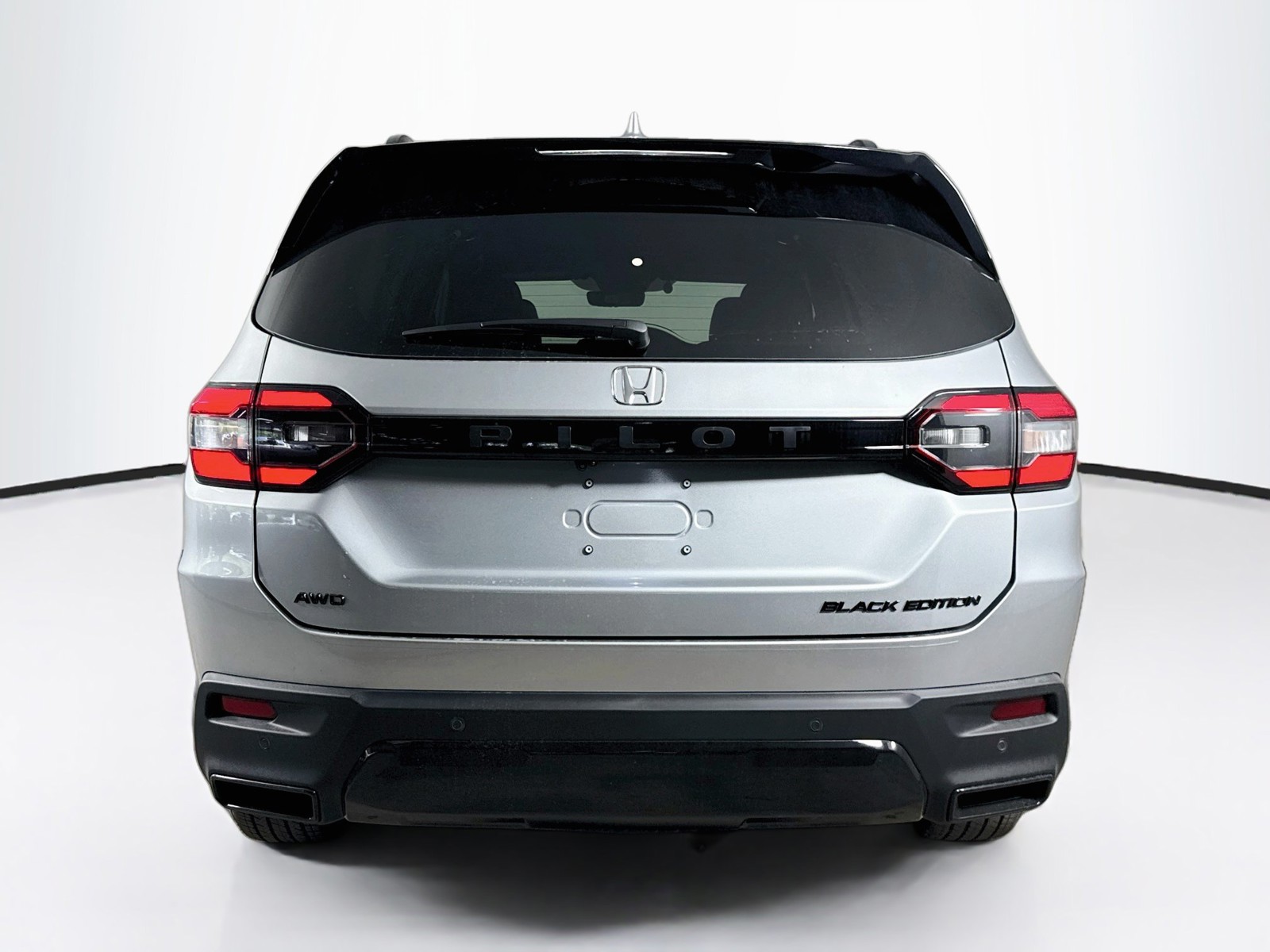 New 2026 Solar Silver Metallic Honda Black Edition image 30