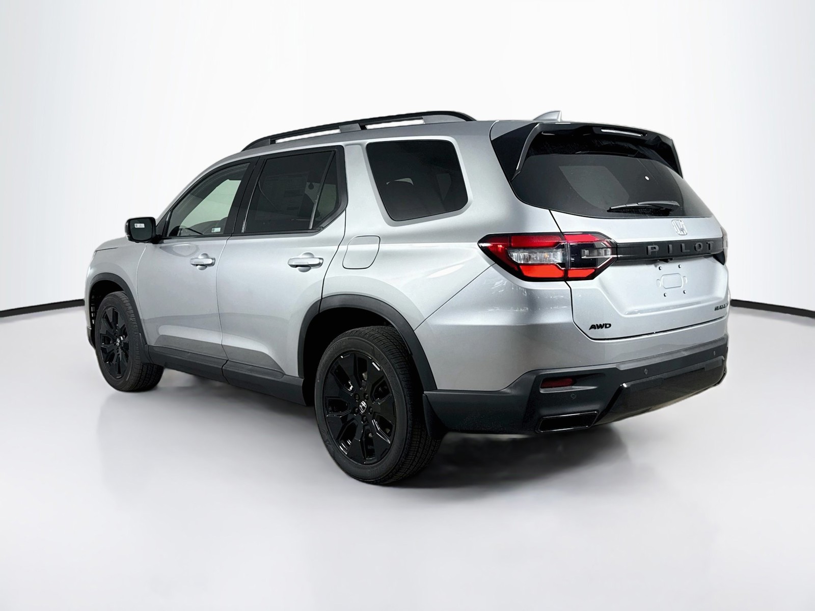New 2026 Solar Silver Metallic Honda Black Edition image 29