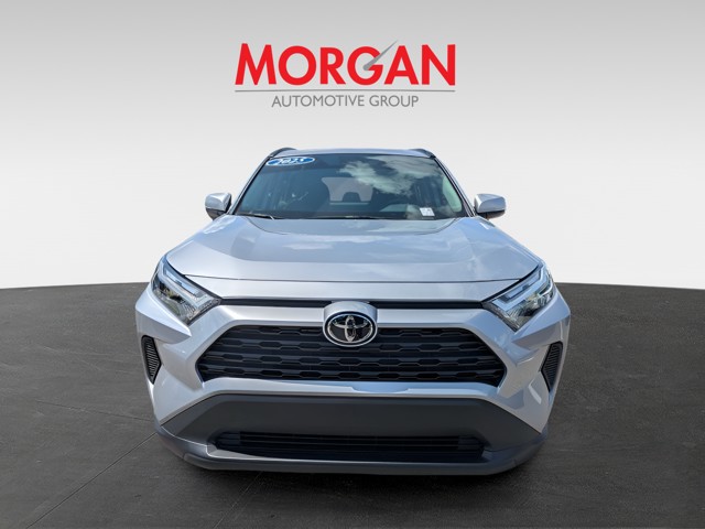 Used 2025 Silver Sky Metallic Toyota XLE image 8
