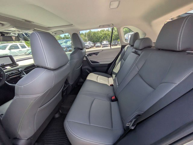 Used 2025 Silver Sky Metallic Toyota XLE image 13