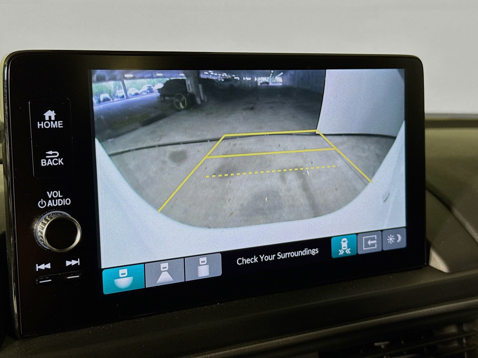 2025 Honda Pilot EX-L - Photo 12