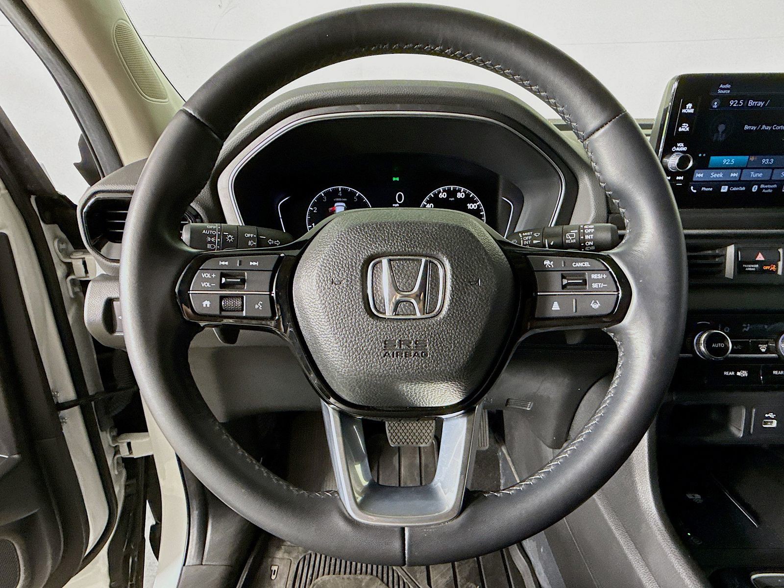 2025 Honda Pilot EX-L - Photo 9