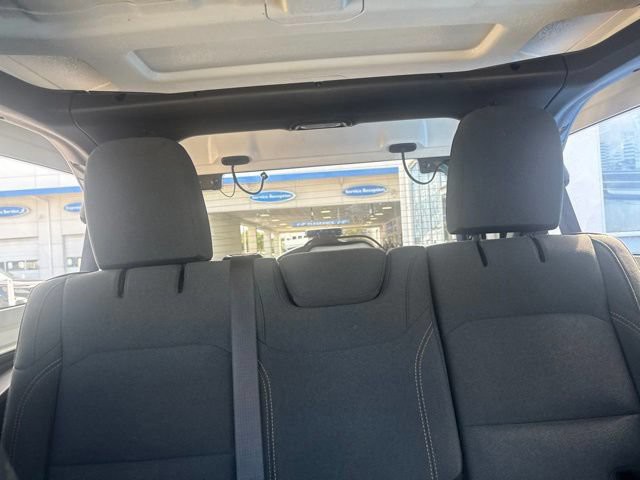 Used 2024 Crystal Metallic Jeep Sport S image 15