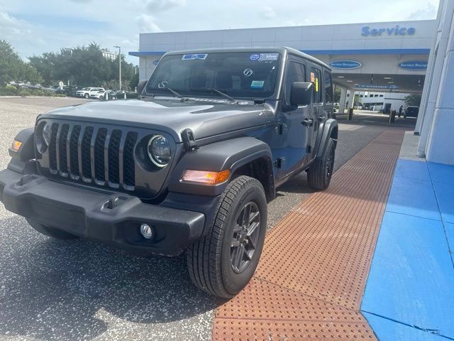 Used 2024 Crystal Metallic Jeep Sport S image 7
