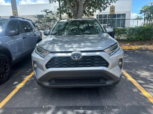 2021 Toyota RAV4 Hybrid XLE Premium