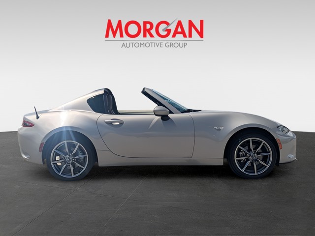 Used 2023 Quartz Metallic Mazda Grand Touring image 4