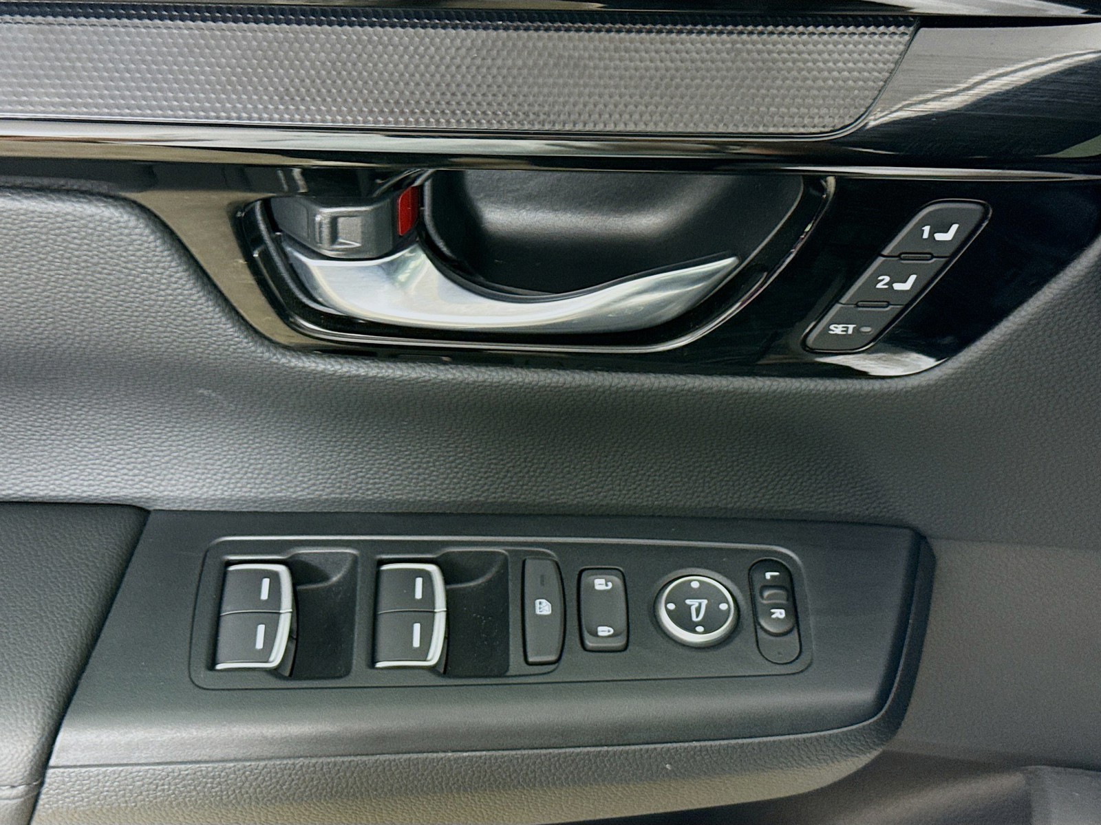 Certified Used 2026 White Honda EX-L image 17