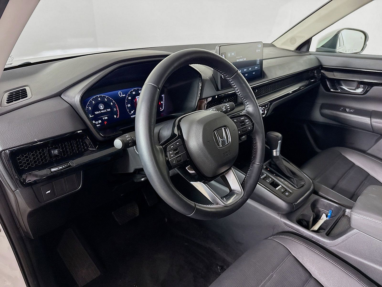 Certified Used 2026 White Honda EX-L image 7