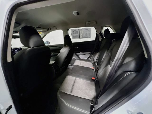 Used 2025 White Pearl Nissan SV image 27