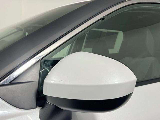 Used 2025 White Pearl Nissan SV image 12