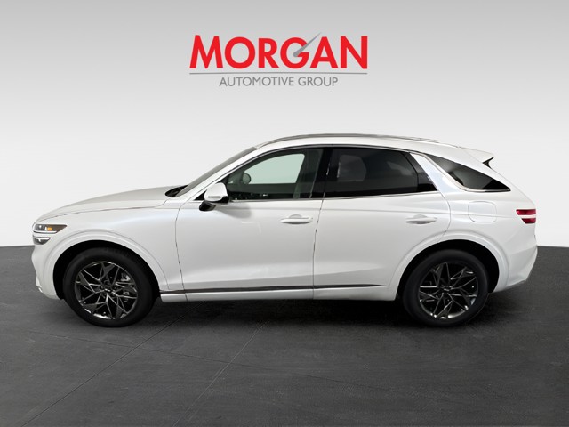 Used 2025 White Genesis 2.5T image 7