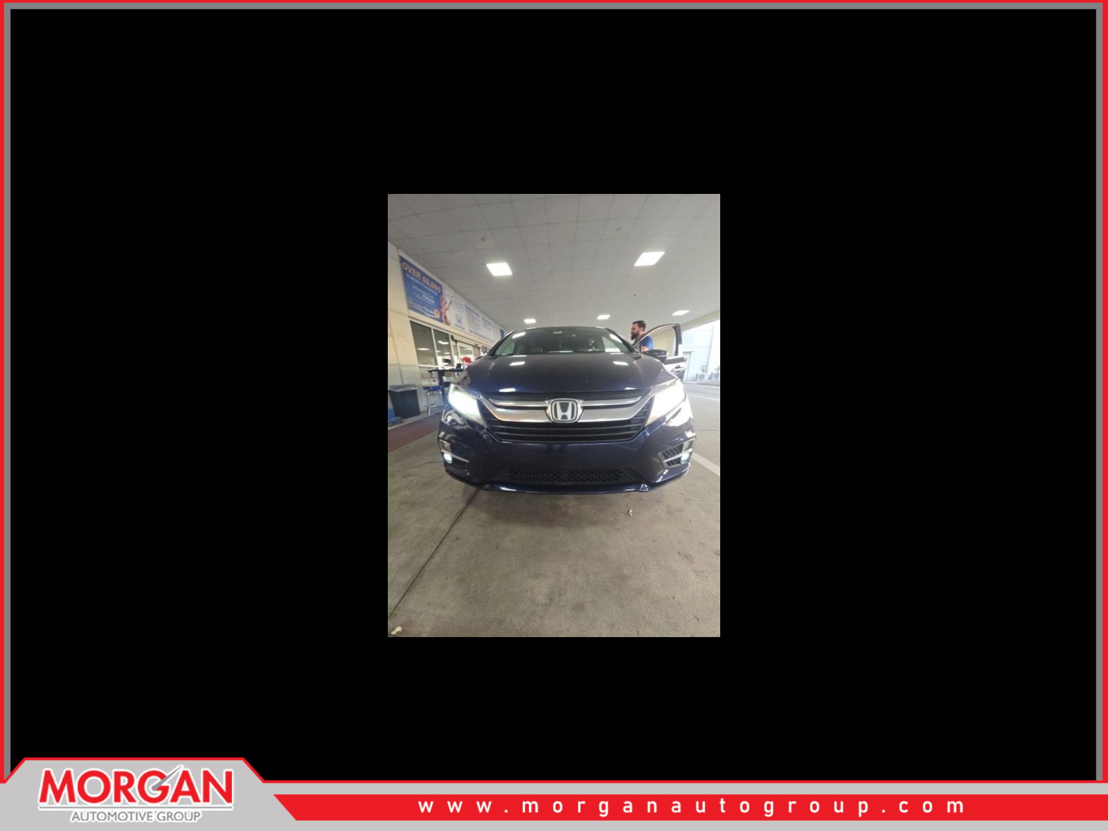 2018 Honda Odyssey Elite's photo