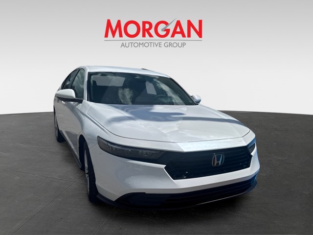 Certified Used 2026 White Honda LX image 2