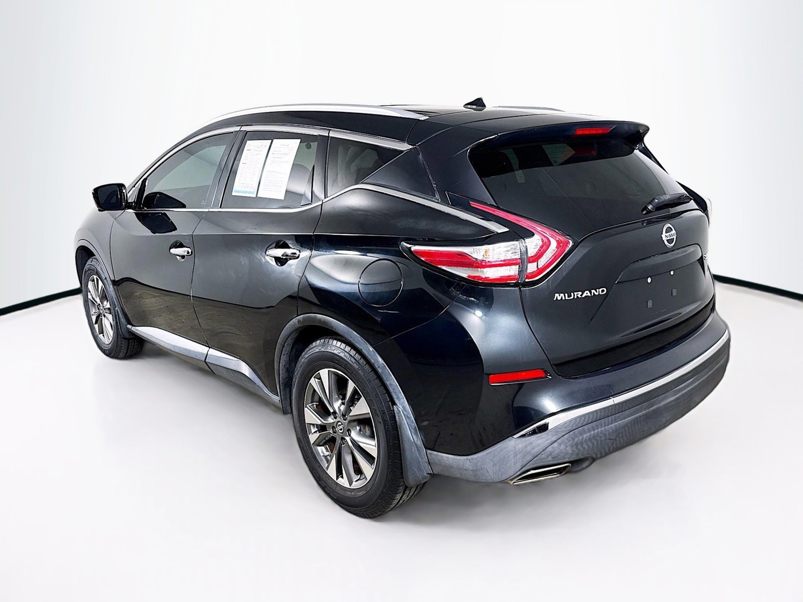 Used 2016 Magnetic Black Nissan SL image 28