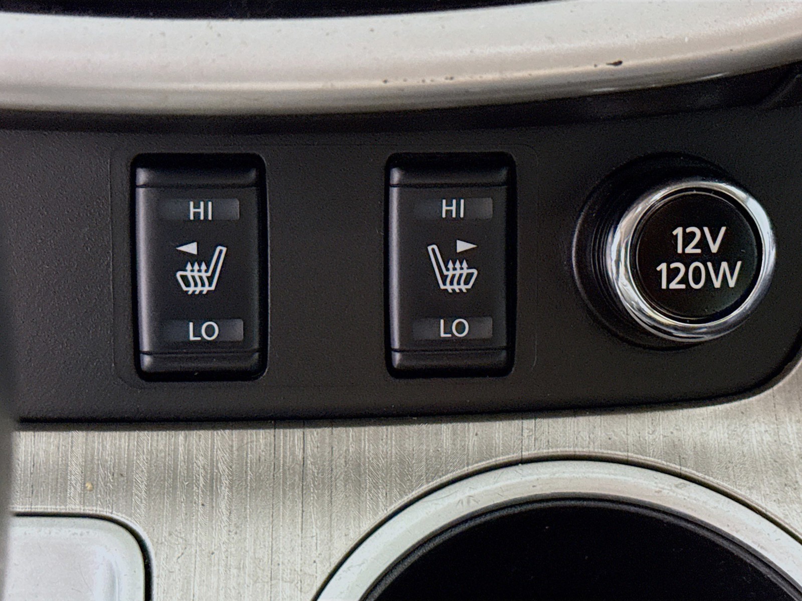 Used 2016 Magnetic Black Nissan SL image 22