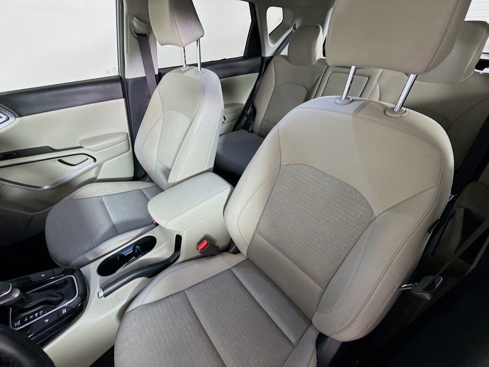 Used 2022 Green Kia EX image 23