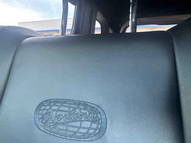 Used 2018 Velvet Jeep Overland image 20