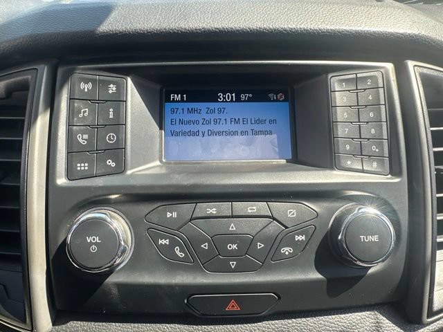 Used 2020 Shadow Black Ford XL image 25