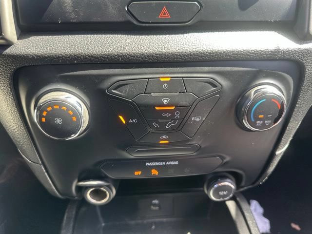 Used 2020 Shadow Black Ford XL image 27