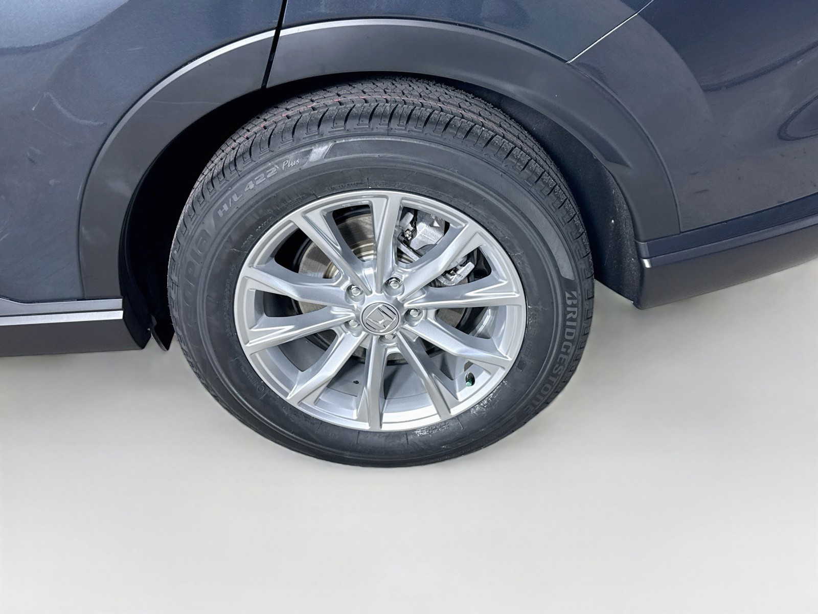 Certified Used 2024 Gray Honda EX-L image 34