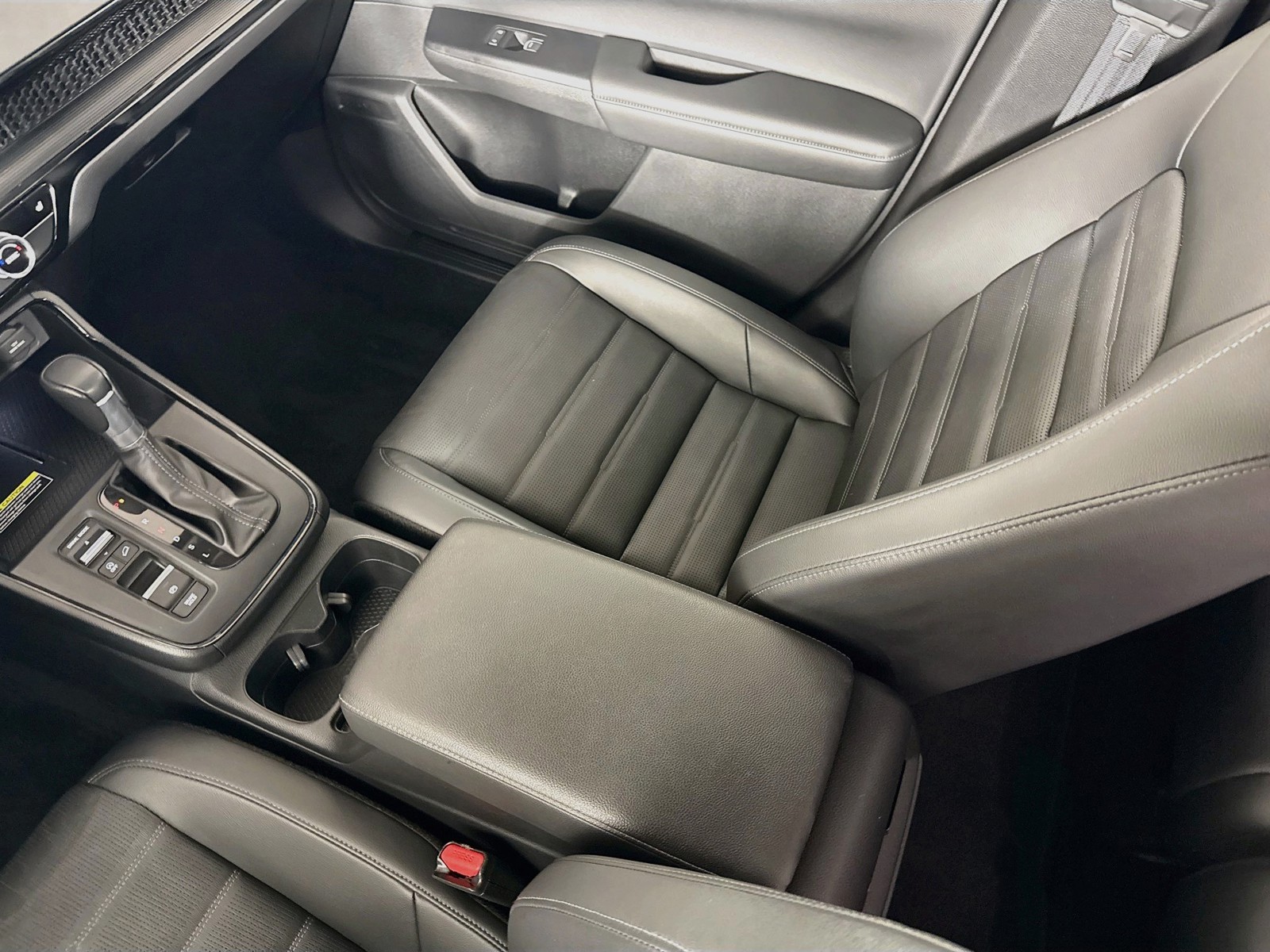 Certified Used 2024 Gray Honda EX-L image 25