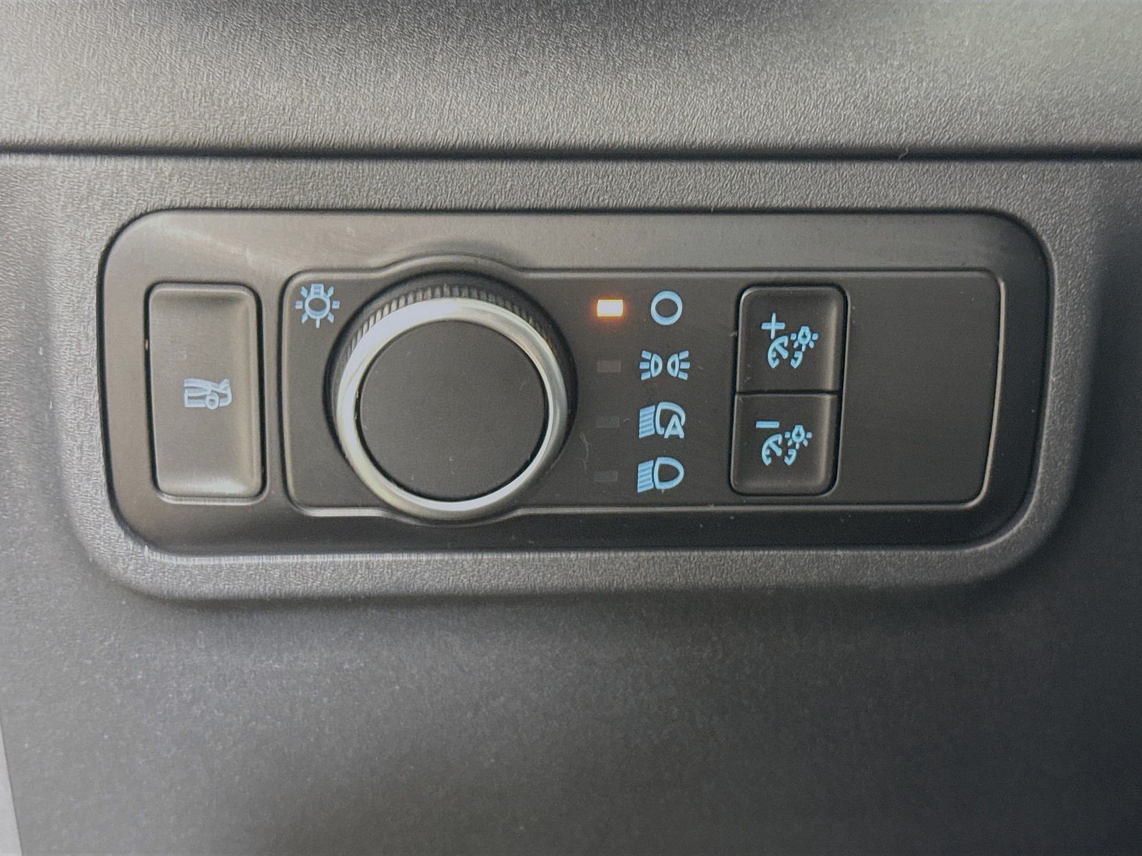 Used 2024 Shadow Black Ford EcoBoost image 8